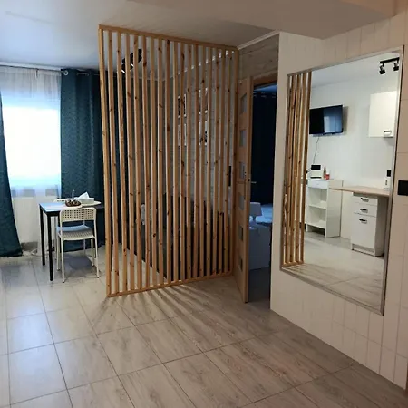 Mieszkanie W Lomiankach Апартаменты